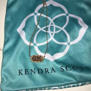 Perfect rose gold Kendra